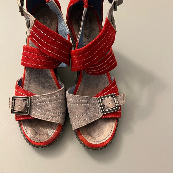 Mag wedge sandles - Picture 3 of 6